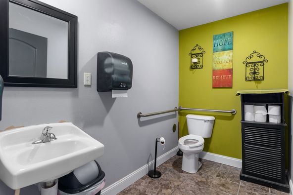 403 W Corwin St, Litchfield, IL 62056